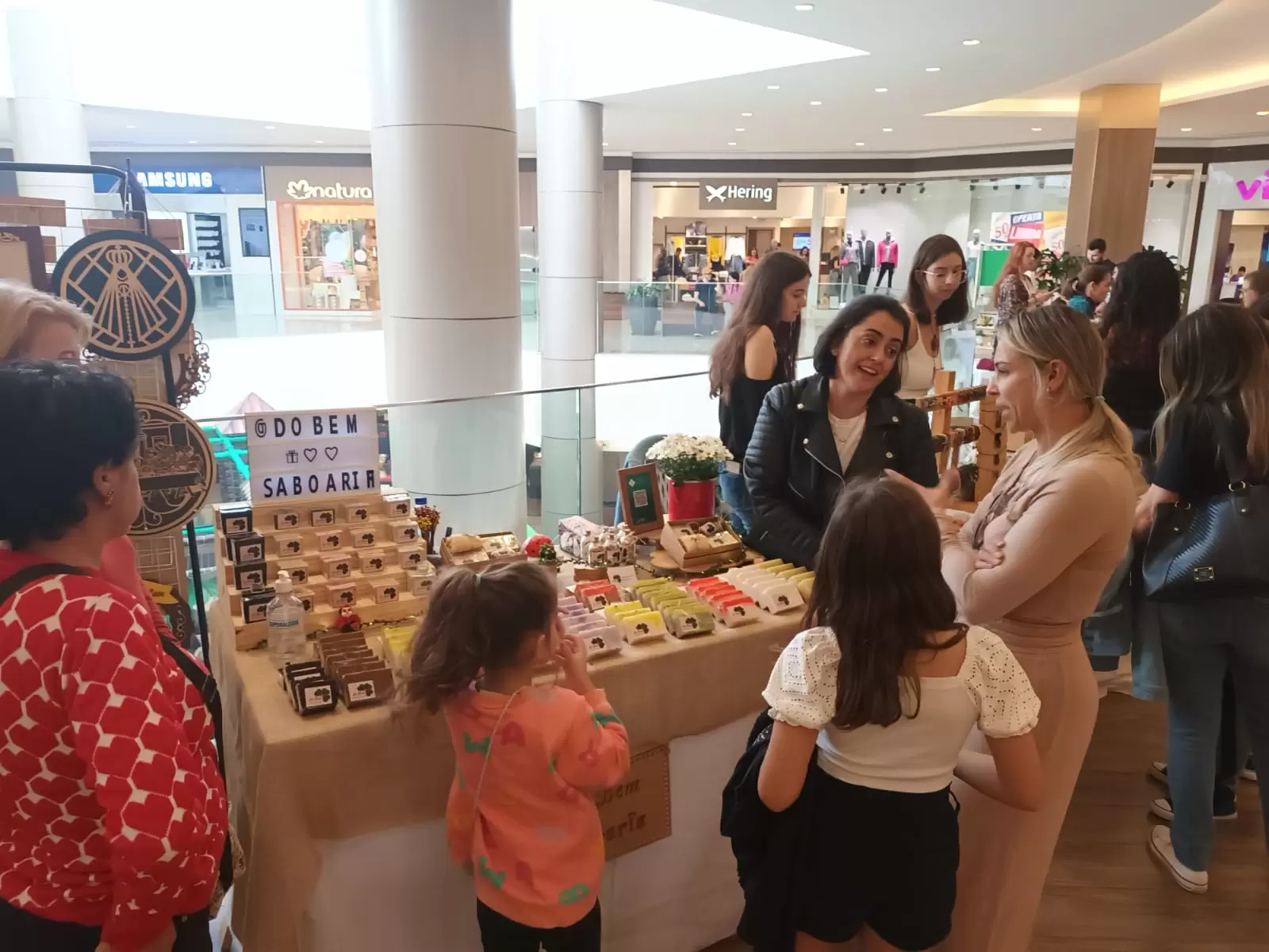Coletivo Artesanal e Feira de Variedades agitam fim de semana no Shopping Itaguaçu