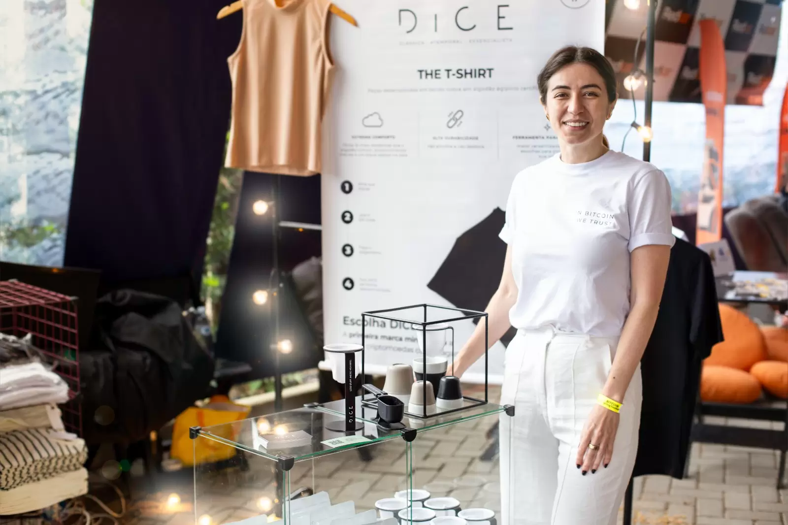 Empreendedores catarinenses apresentam camisetas sustentáveis no RD Summit 2023