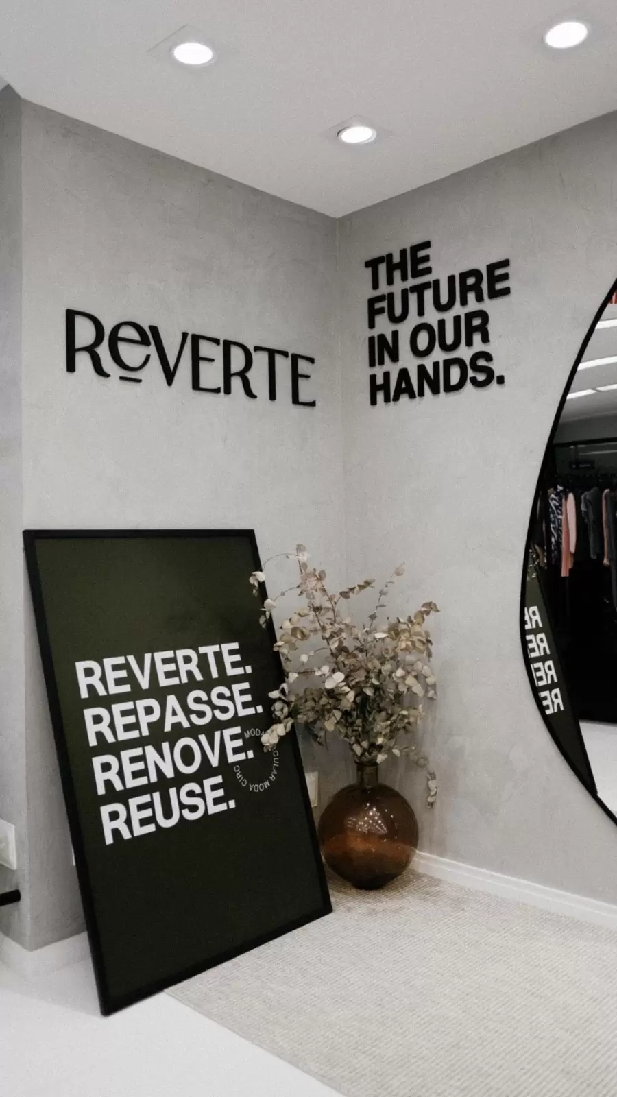 Comemoração com propósito: REVERTE, loja de moda circular completa dois anos e prepara eventos exclusivos