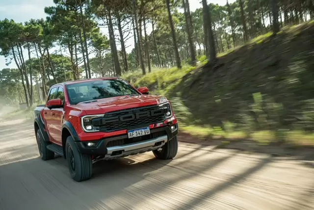Em Jurerê In, Ford Brasil apoia estreia de festa “Isso É Churrasco” de Fernando e Sorocaba