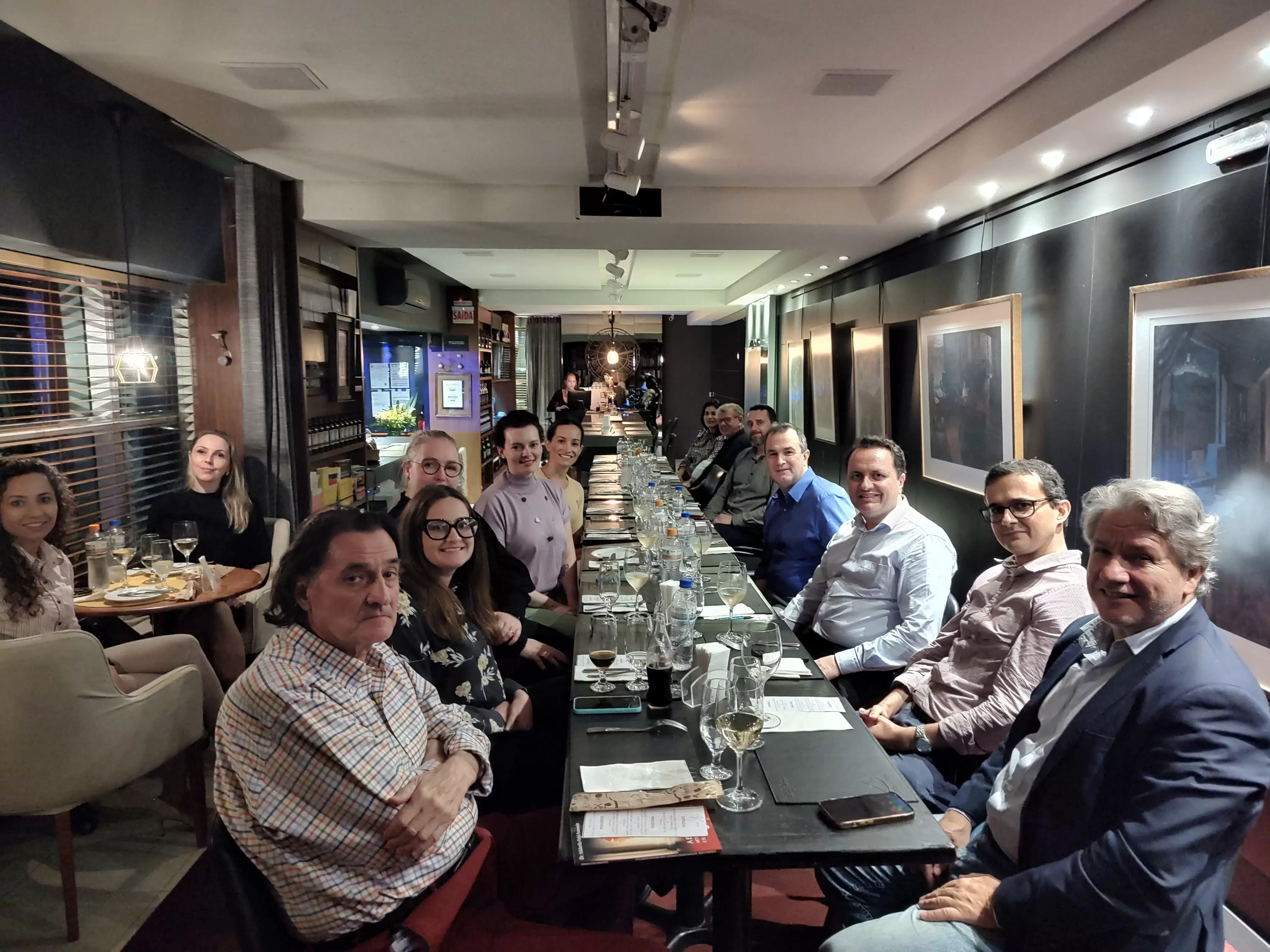  Encontro com médicos aborda o tratamento com imunobiológicos biossimilares em Florianópolis