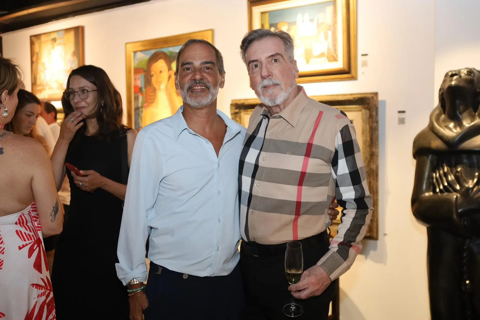 Balneário Camboriú recebe AW Escritório de Arte