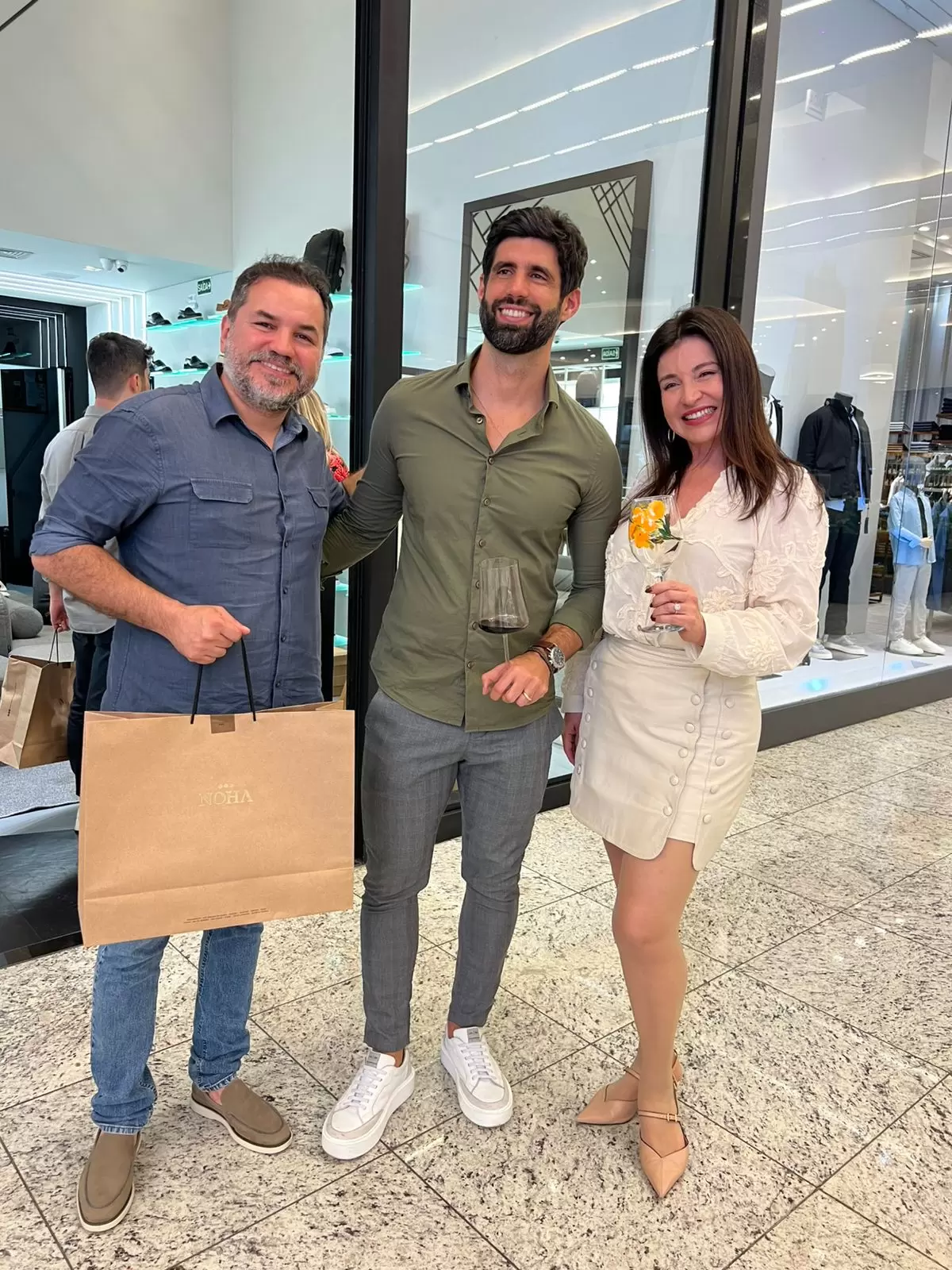 Noha Shoes promove evento beneficente no Balneário Shopping   