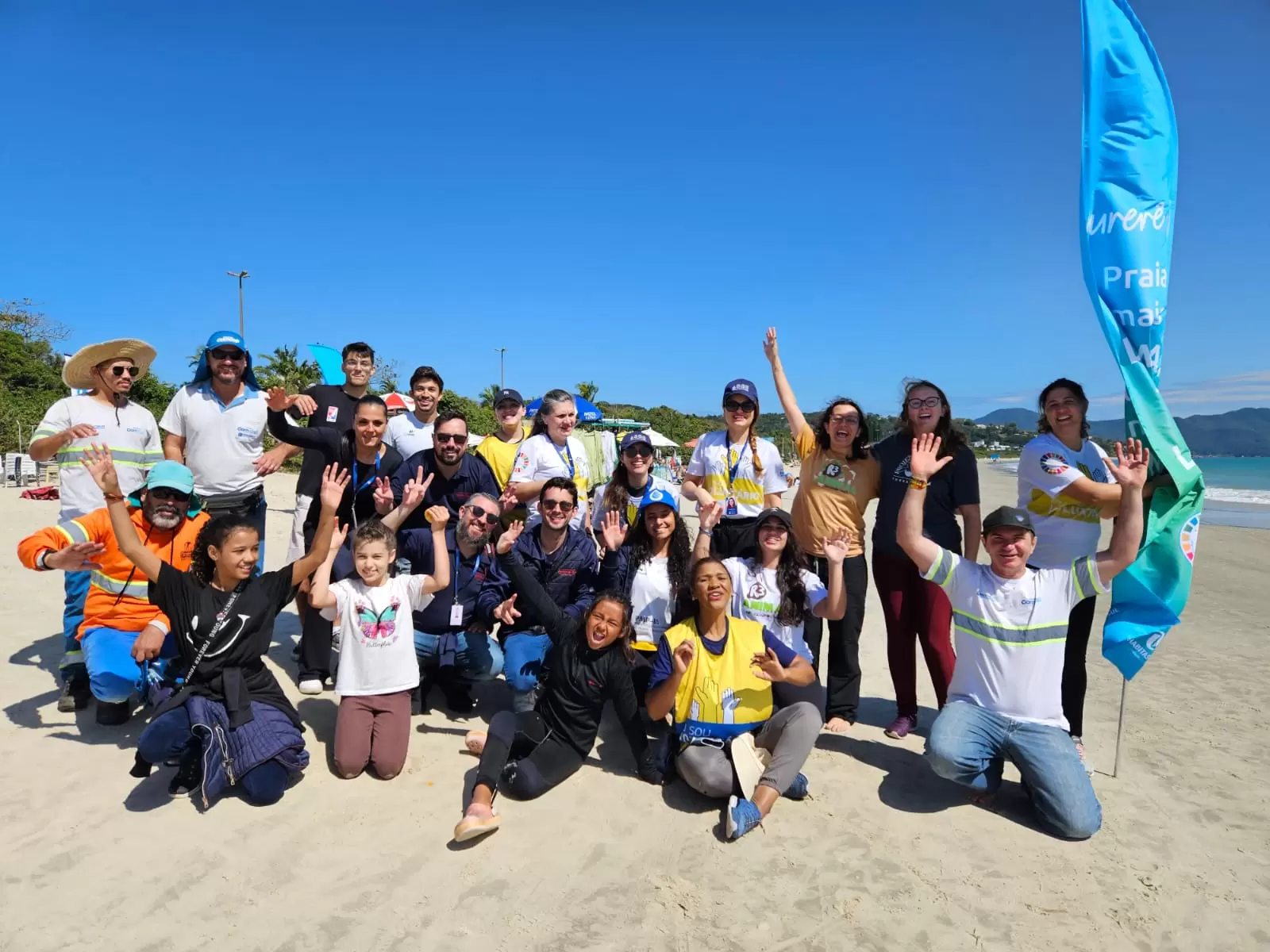 Alunos de escolas locais participam do projeto Dazum Banho de educação ambiental da Habitasul nesta sexta-feira (25)