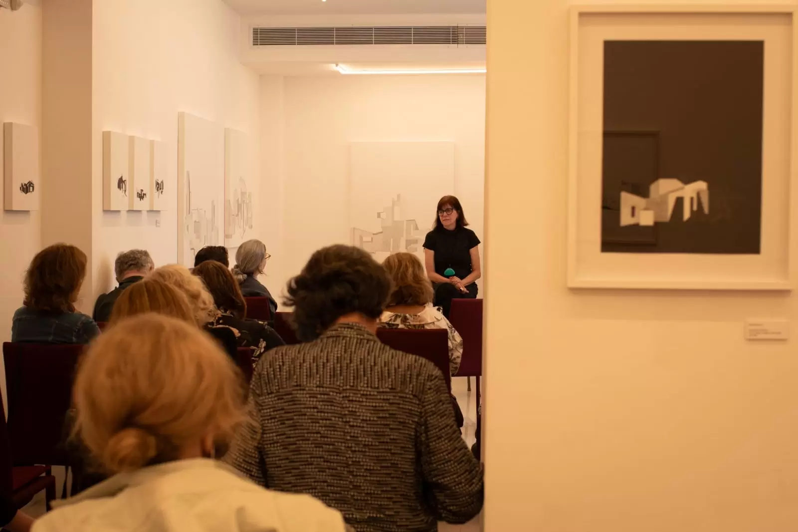 Helena Fretta Galeria de Arte promove três rodas de conversa gratuitas em Florianópolis