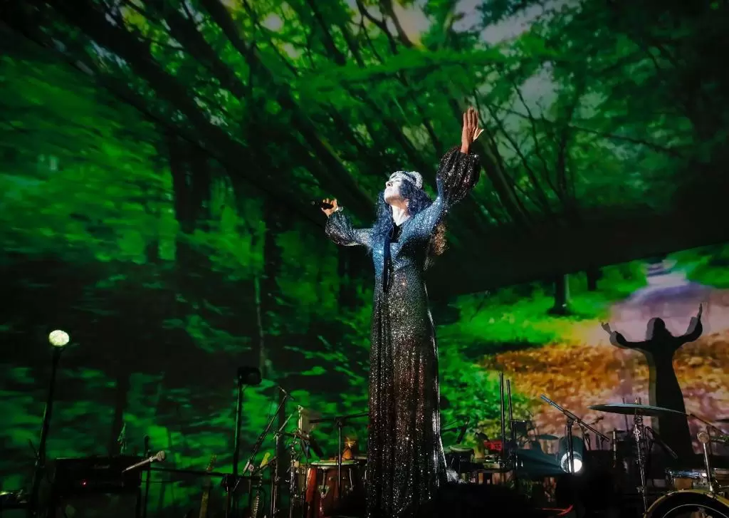 TOUR PORTAS MARISA MONTE CHEGA A BALNEÁRIO CAMBORIÚ NESTE SÁBADO, 09 DE DEZEMBRO