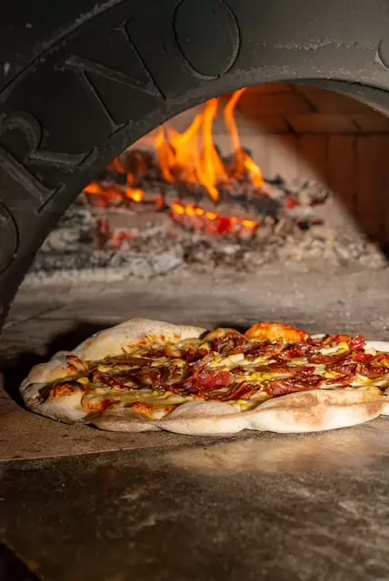 Pousada Estaleiro Guest House promove noite da pizza sob as estrelas