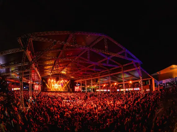 Stage Music Park anuncia agenda de verão com Ana Castela, Simone Mendes, Barão Vermelho e festivais inéditos