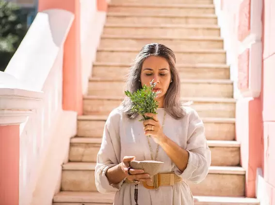 Última Roda de Bênção gratuita com Camila Benzedeira será na próxima quarta no Palácio Cruz e Sousa