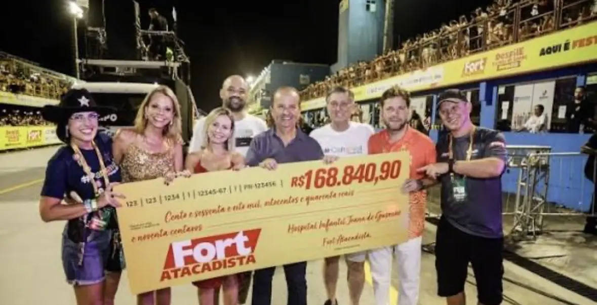 Pelo terceiro ano consecutivo, o *Fort Atacadista* transforma o Carnaval de Florianópolis 