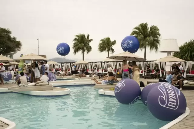 O inesperado chegou: festa de Flying Fish movimentou Florianópolis  