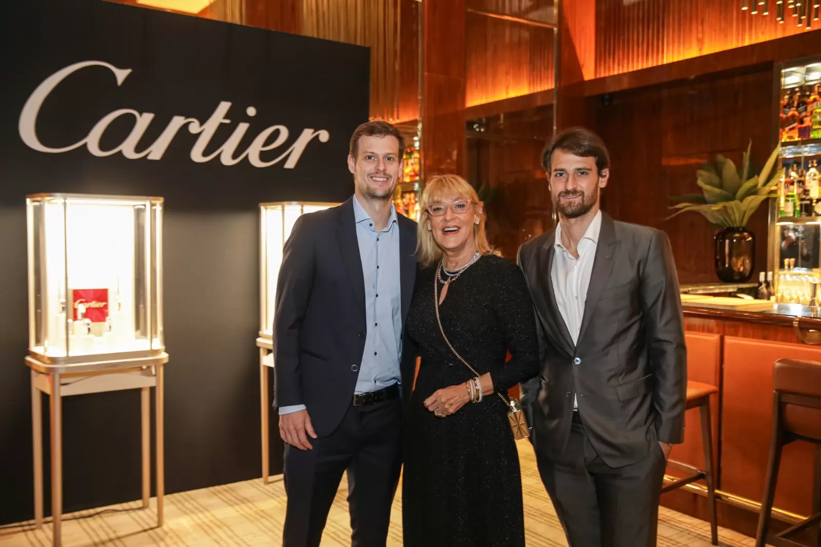 Joalheria DvoskinKulkes comemora dois anos em BC