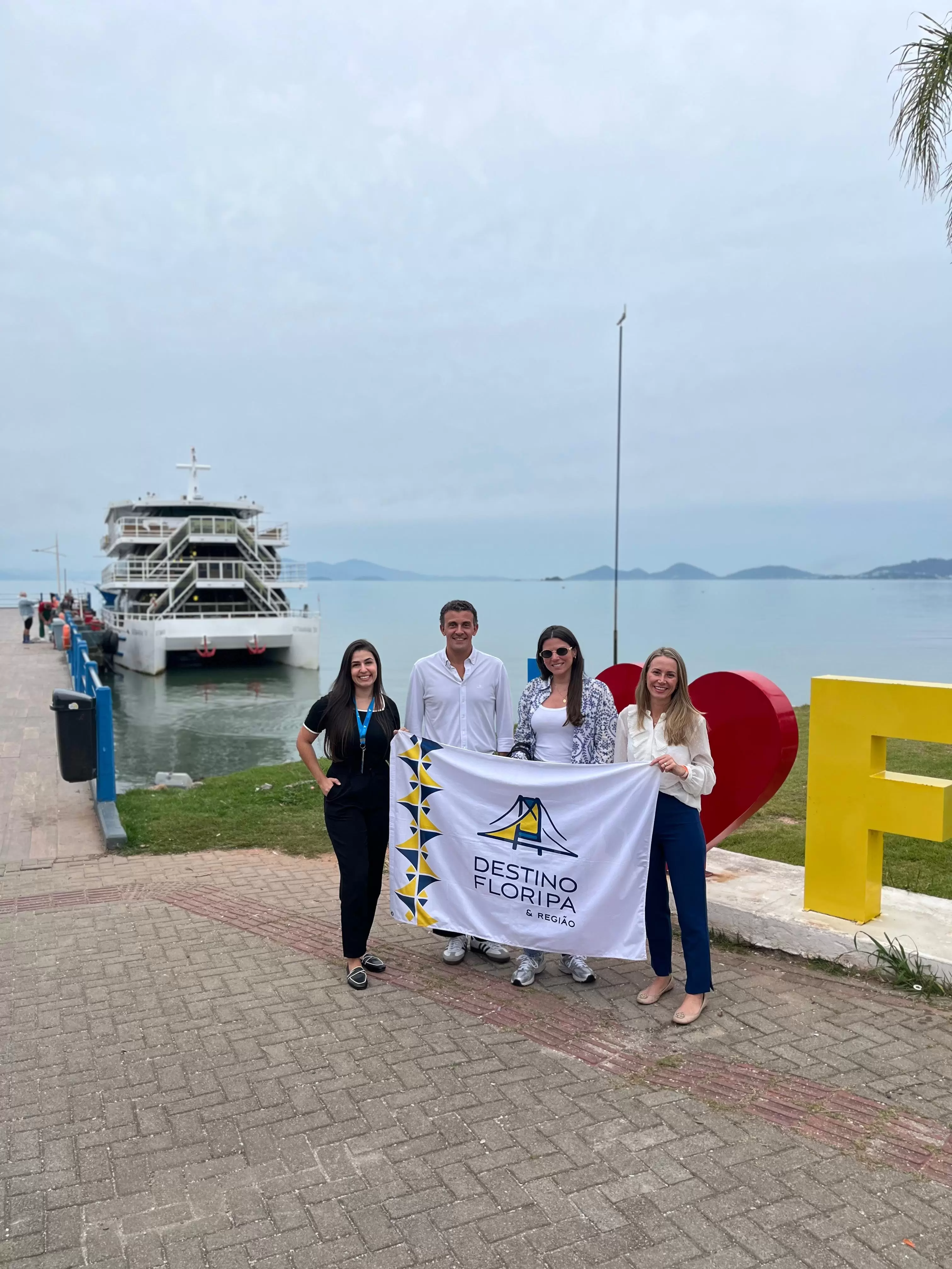 Roteiros na Grande Florianópolis são apresentados a executivos da maior operadora de turismo de Portugal