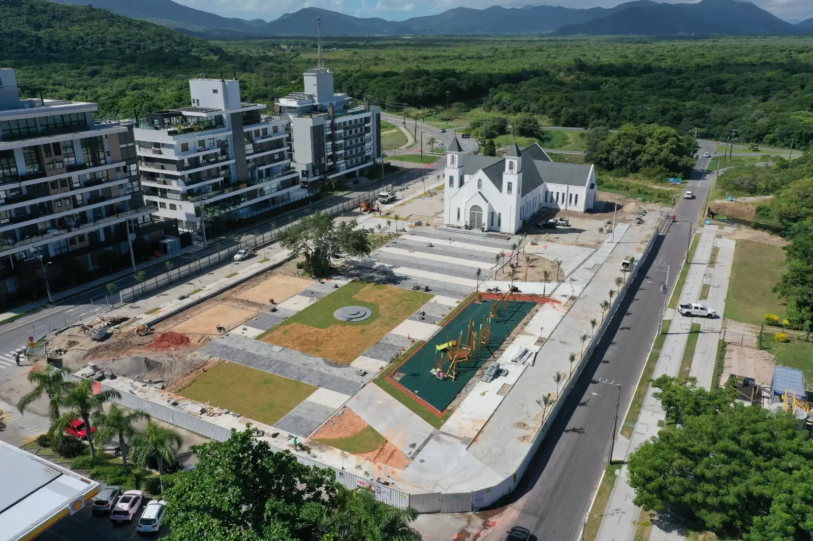 Presente para Florianópolis no dia do aniversário da cidade, Grupo Habitasul entrega a Praça São Francisco de Assis, em Jurerê