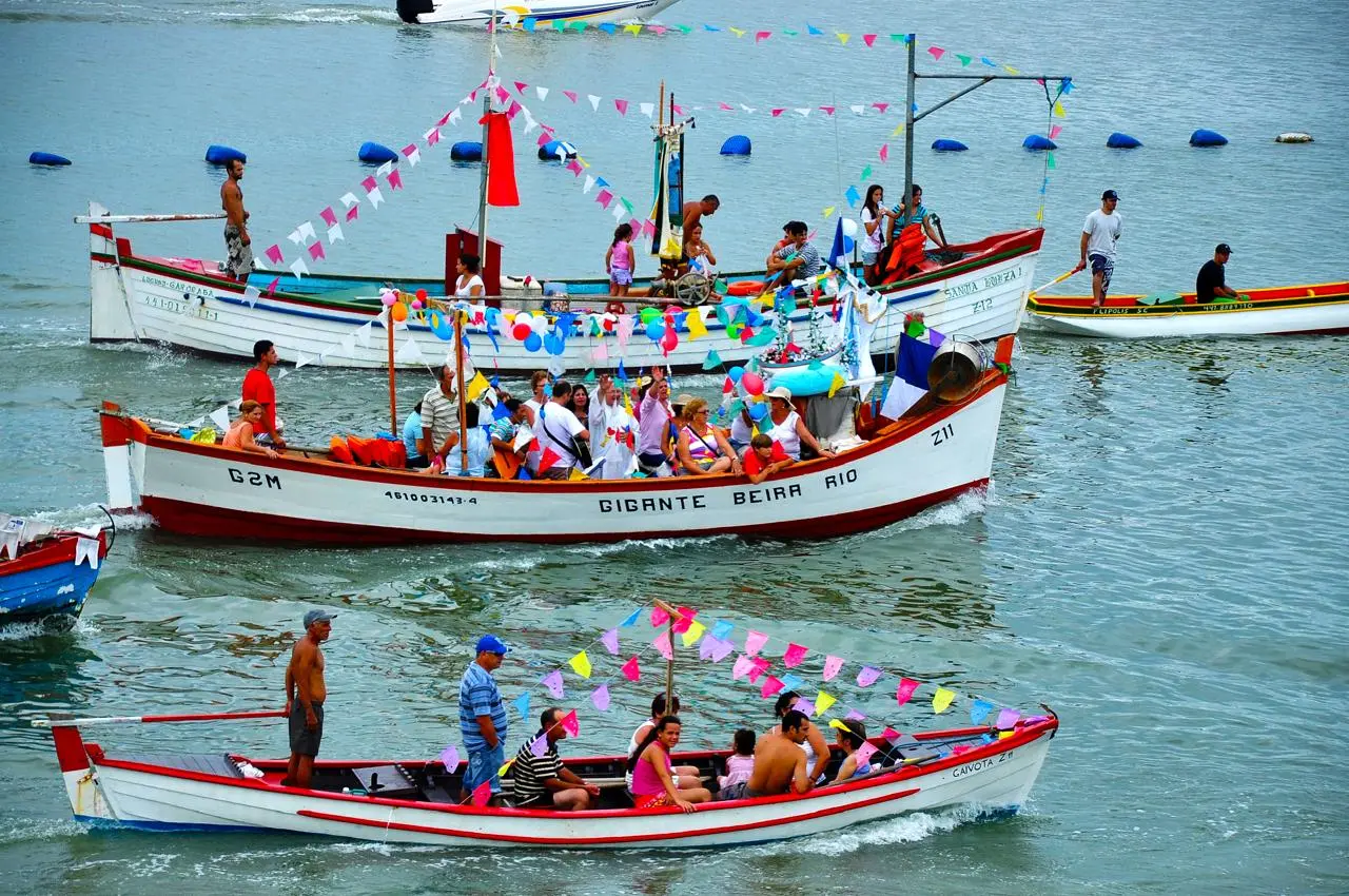 Arte, fé e tradição: Floripa Quilt realiza exposição “Navegando com o Cortejo” em homenagem a Nossa Senhora dos Navegantes/Iemanjá