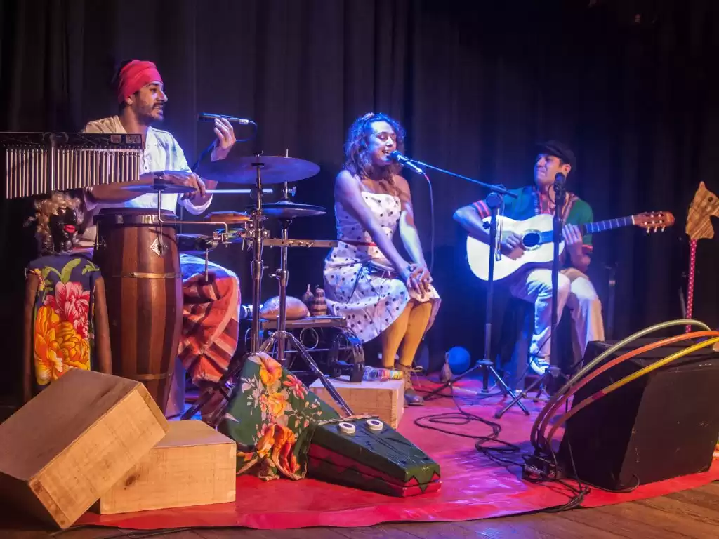 Banda de Brincar é a atração deste Domingo com Teatro, no Villa Romana Shopping