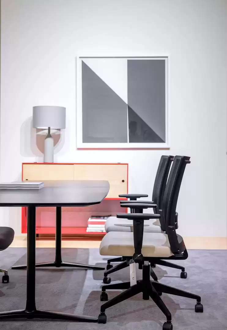 Conforto para quem trabalha sentado não é luxo, é saúde!