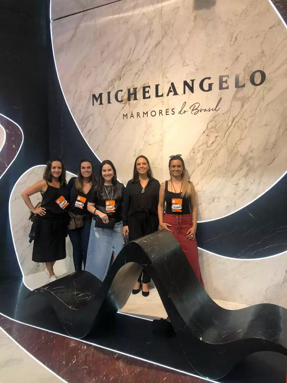 Expo Revestir recebe visita de equipe da Mobitec