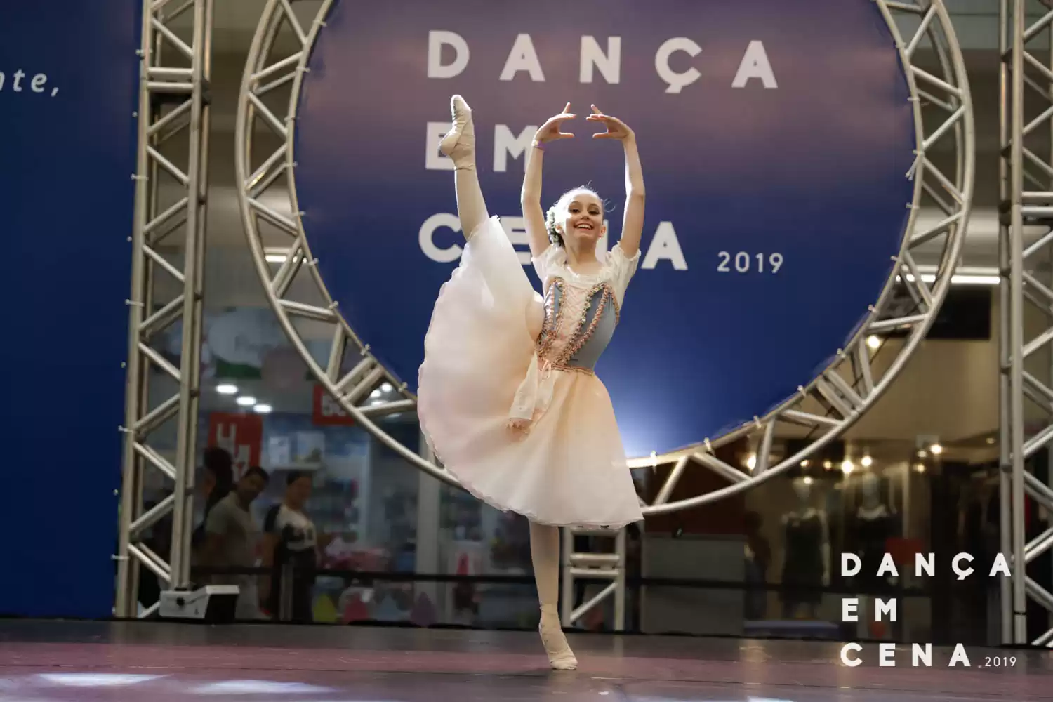 Floripa Shopping recebe o 4º Dança em Cena