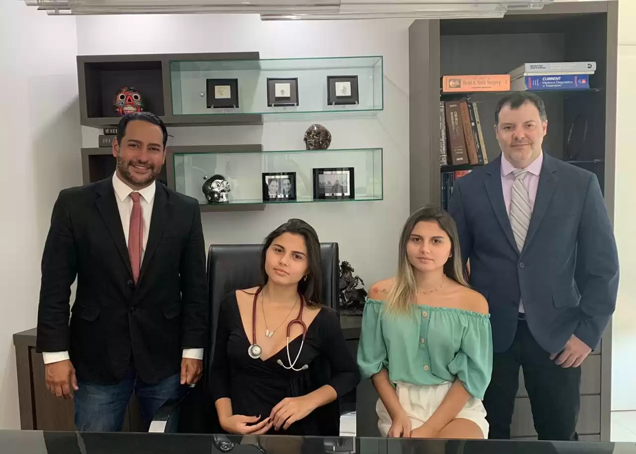 Gêmeas trans recebem alta em Blumenau! - Clube do Champanhe
