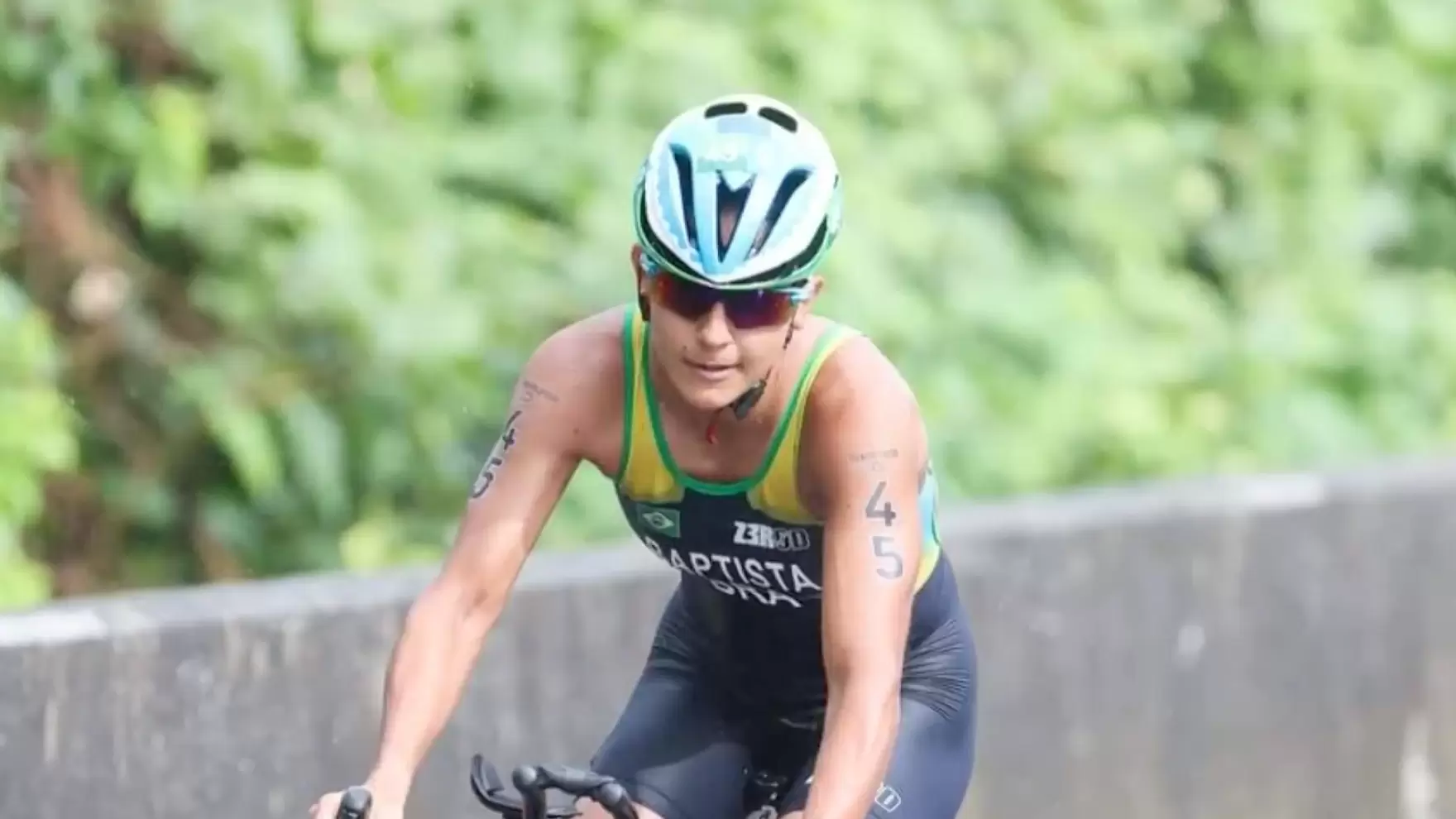 Luisa Baptista, triatleta atropelada durante preparação olímpica, ganha minissérie na EPTV sobre sua trajetória