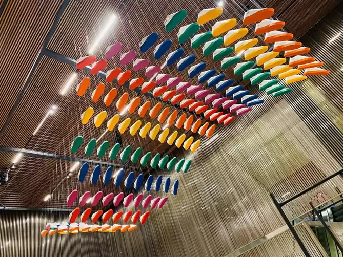 Iguatemi 365 apresenta instalação SNEAKER HEAVEN
